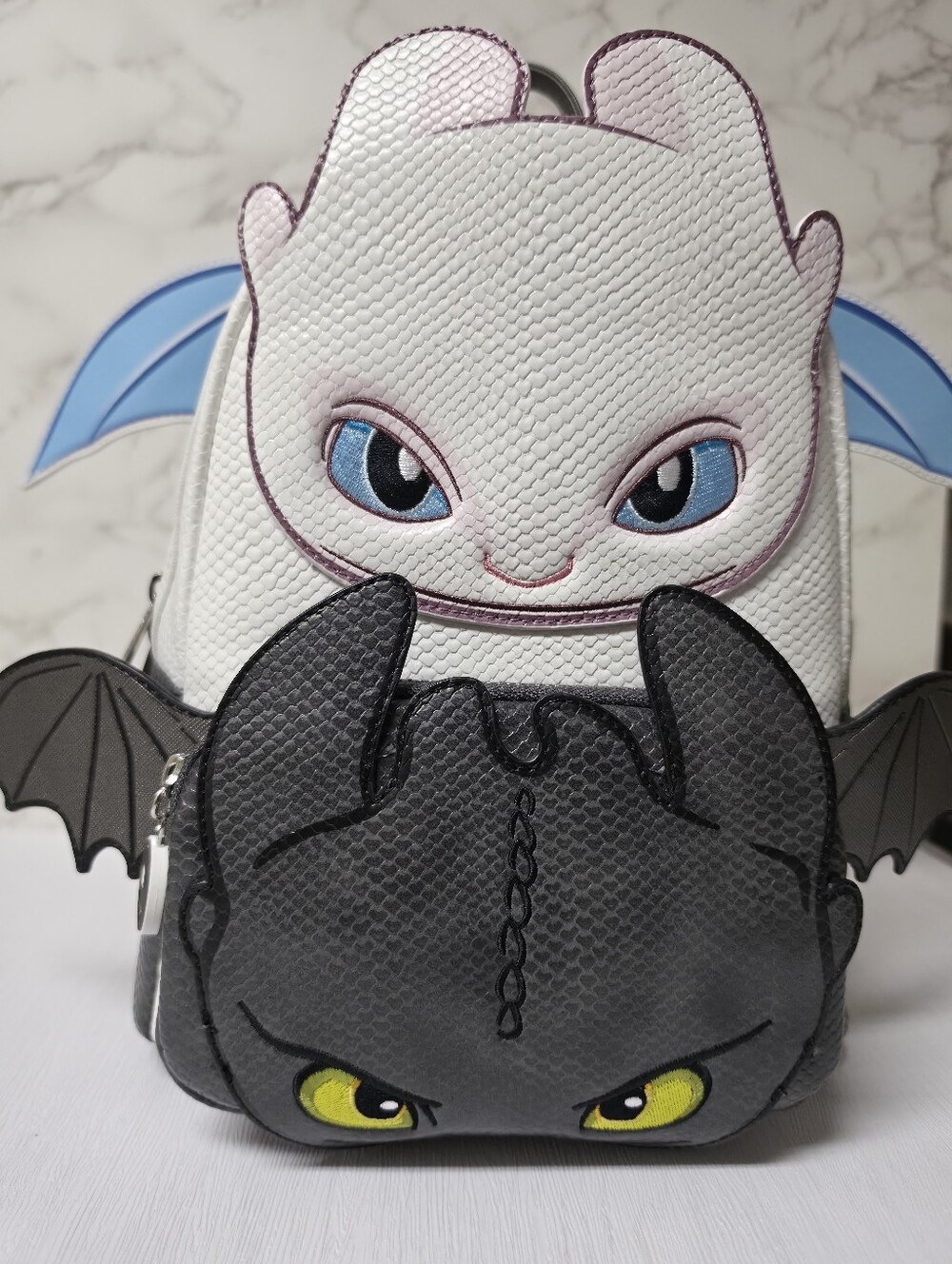 Loungefly DreamWorks How to Train Your Dragon Toothless and Light Fury - Picture 3 of 9